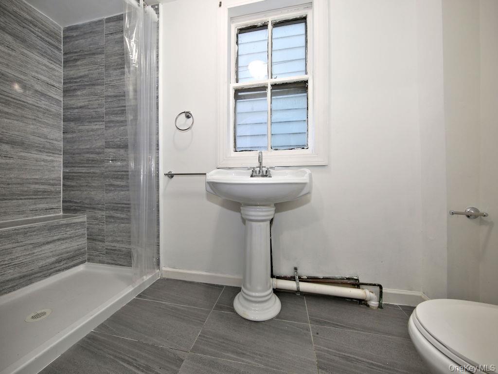 #6 photo, 134 N 7th Avenue, Mount Vernon , NY 10550