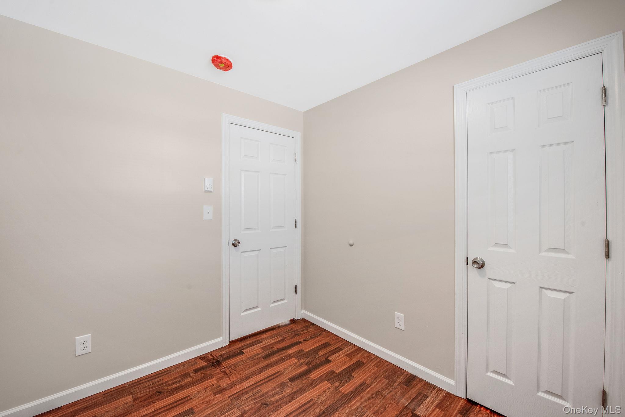 #11 photo, 703 Provost Avenue, সাফোক কাউন্টি Bellport , NY 11713