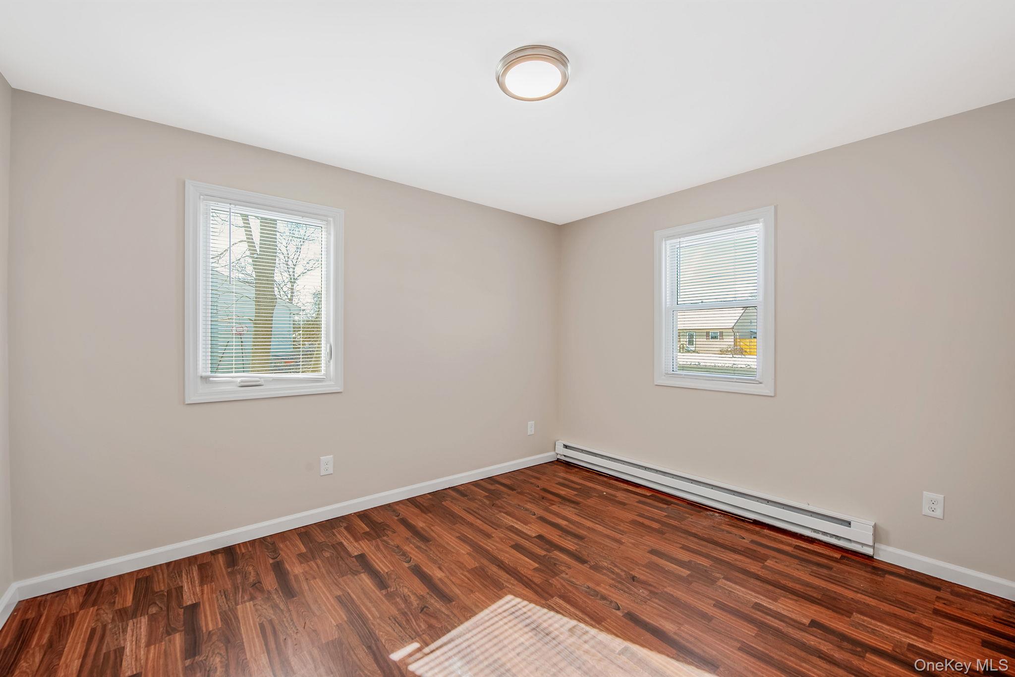 #12 photo, 703 Provost Avenue, সাফোক কাউন্টি Bellport , NY 11713