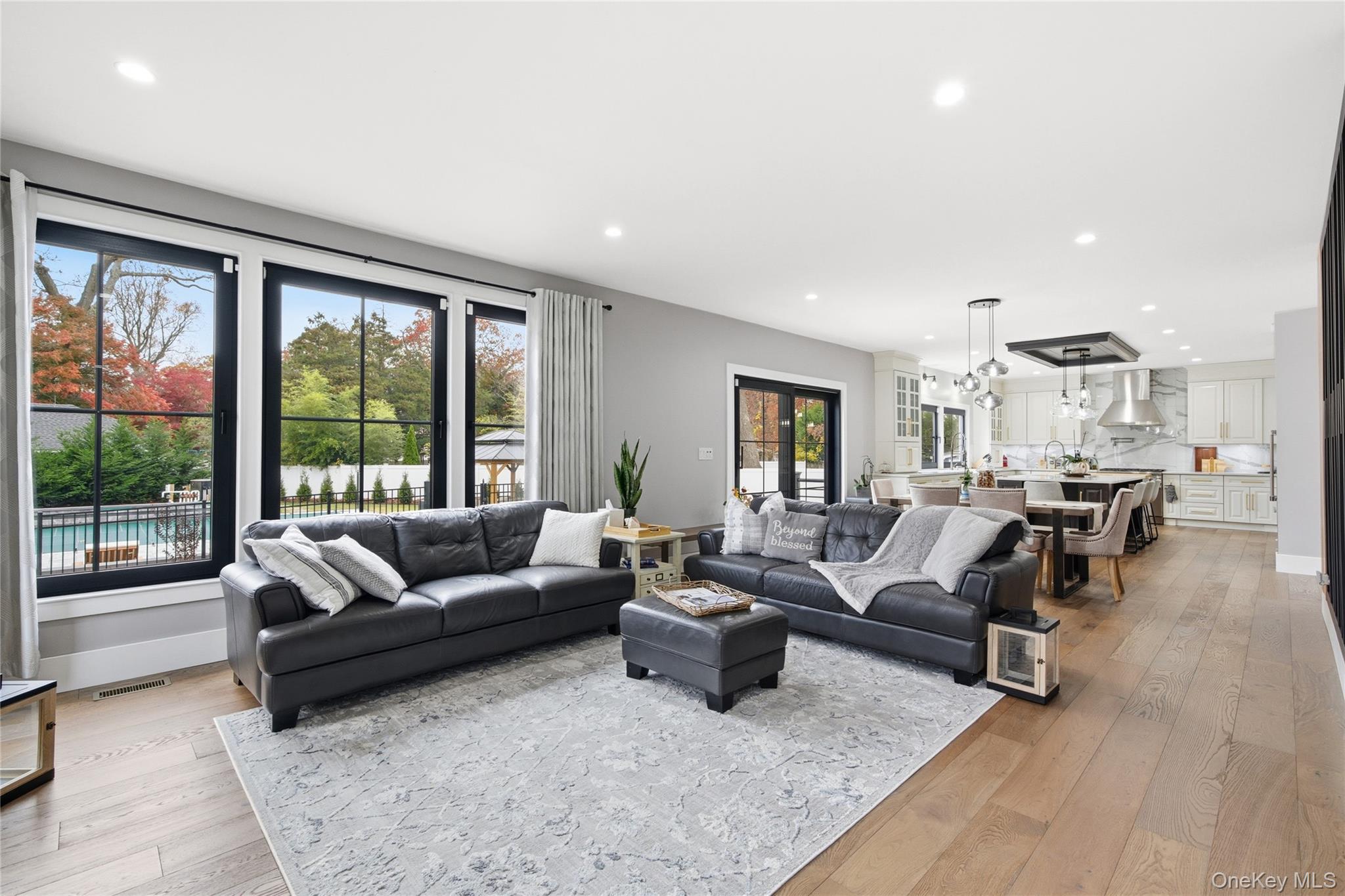 #14 photo, 18 Timberpoint Road, East Islip , NY 11730