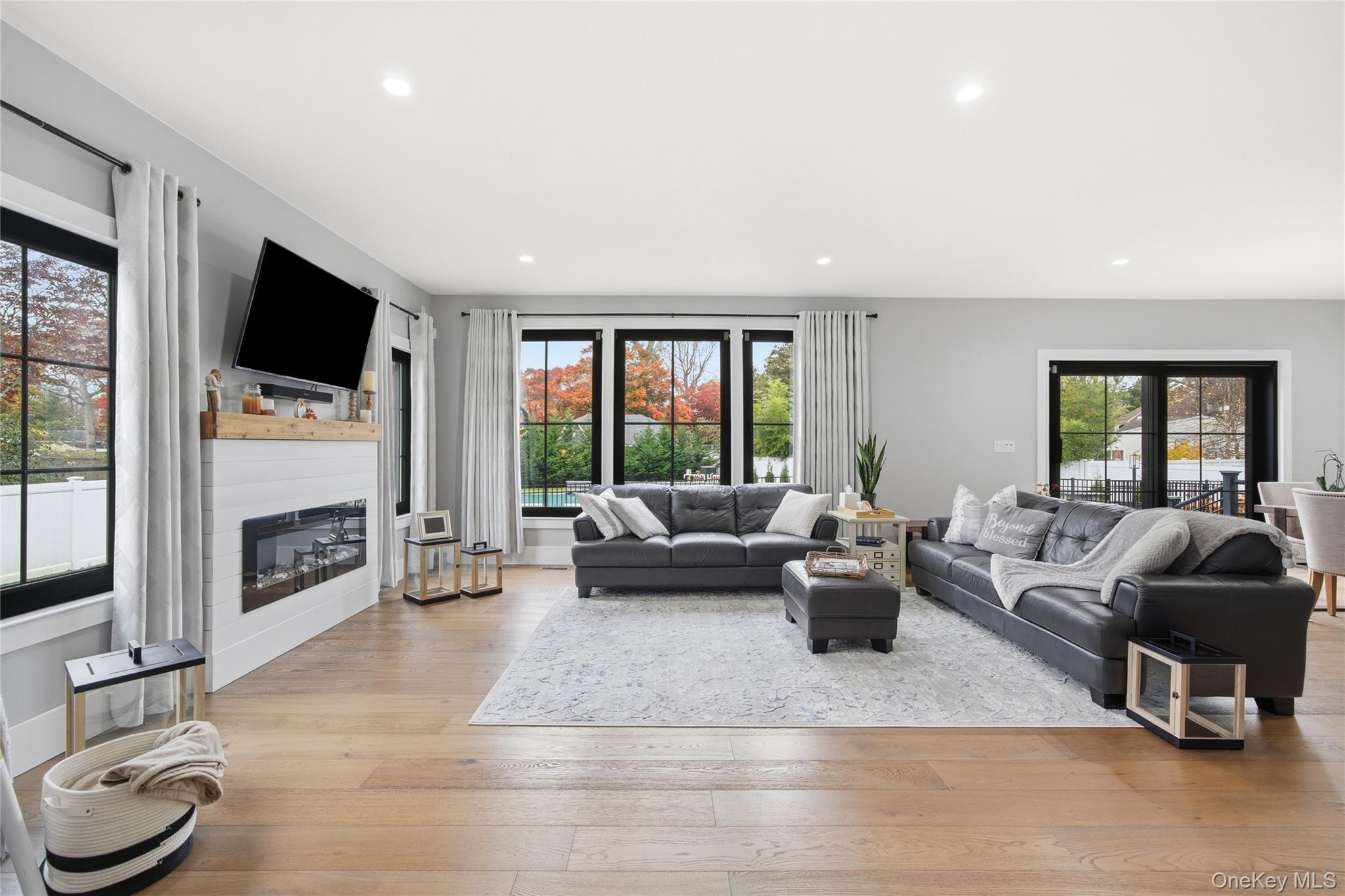 #15 photo, 18 Timberpoint Road, East Islip , NY 11730