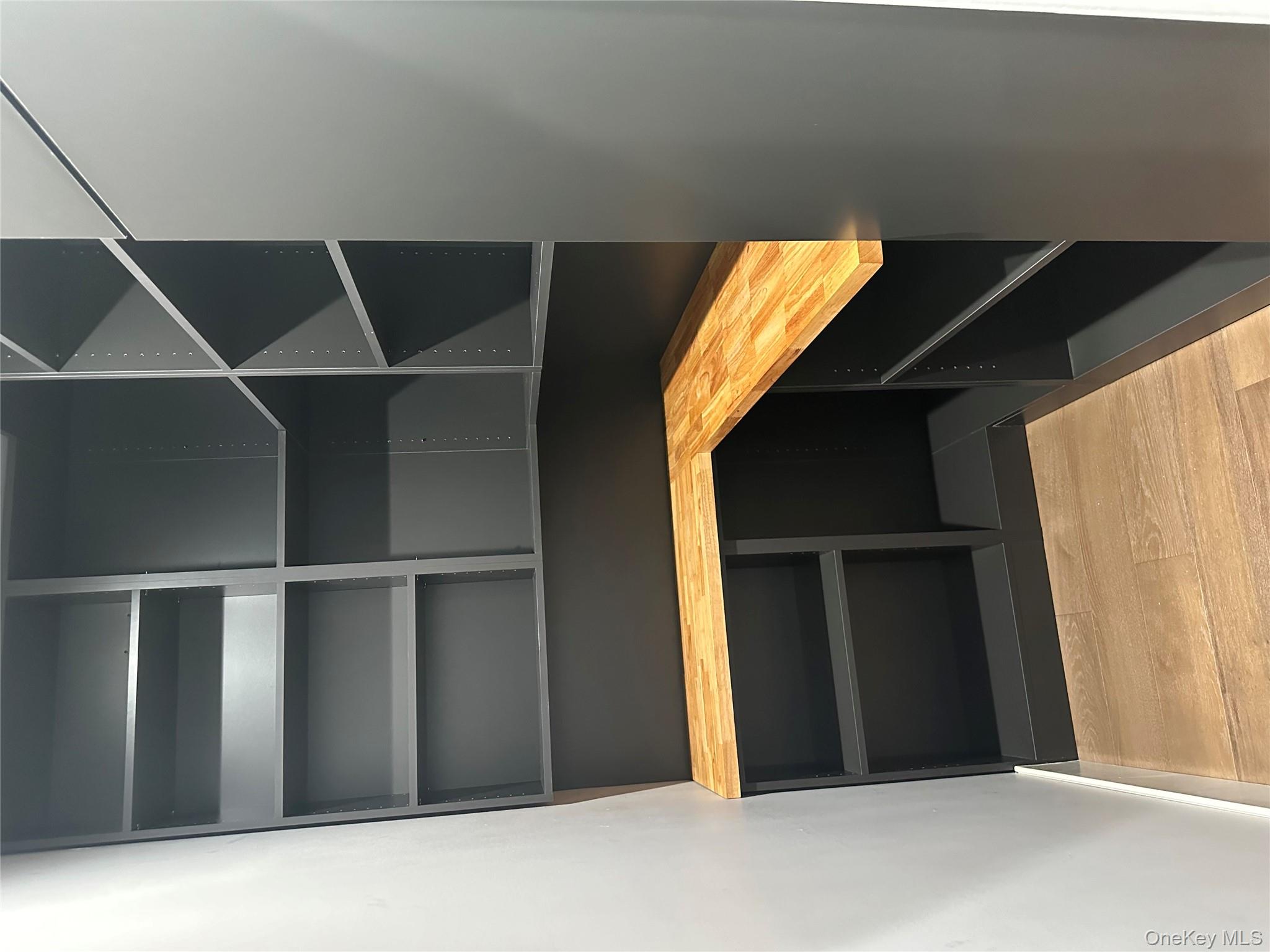 #17 photo, 18 Timberpoint Road, East Islip , NY 11730