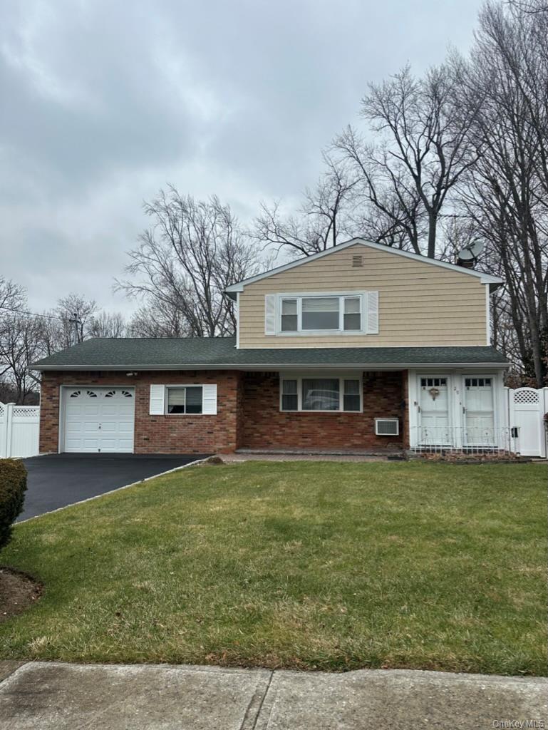 #1 photo, 29 Hendrick Avenue, Glen Cove , NY 11542