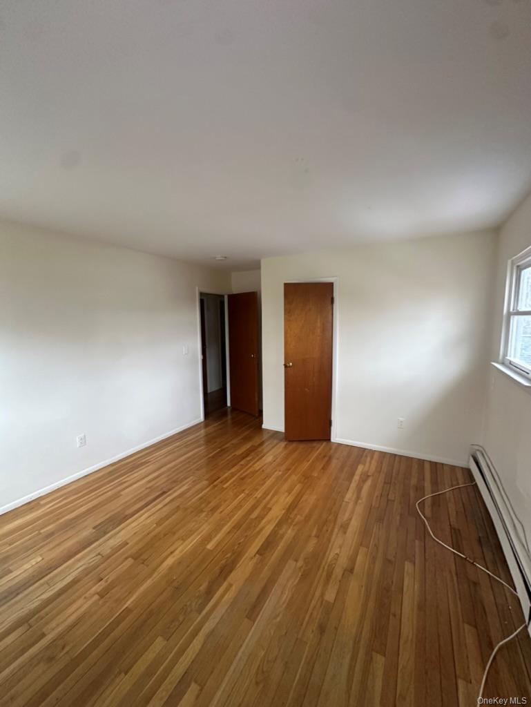 #12 photo, 29 Hendrick Avenue, Glen Cove , NY 11542