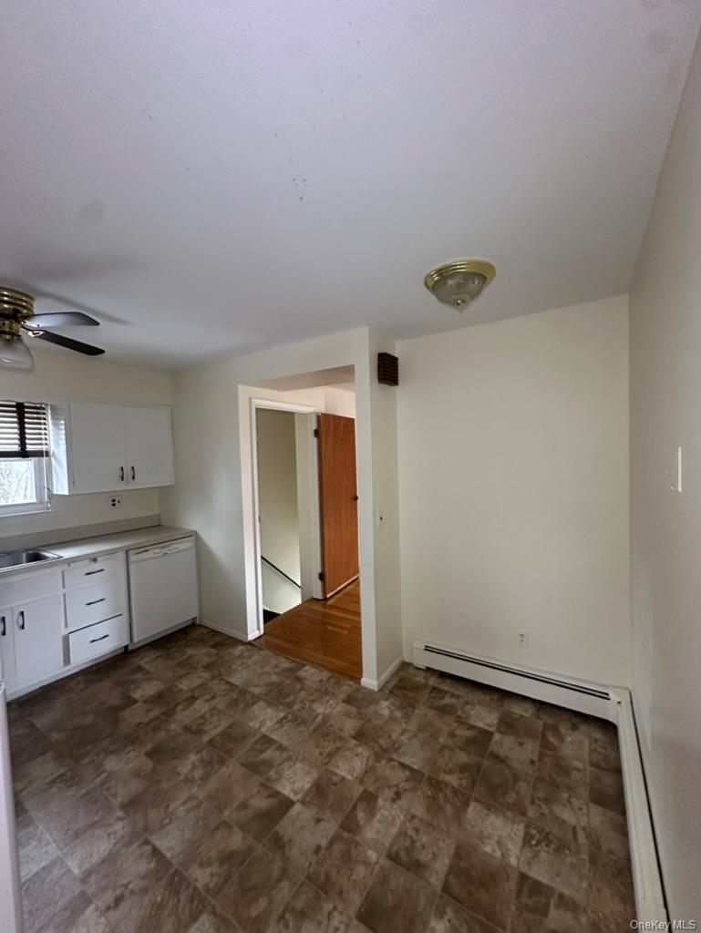 #4 photo, 29 Hendrick Avenue, Glen Cove , NY 11542