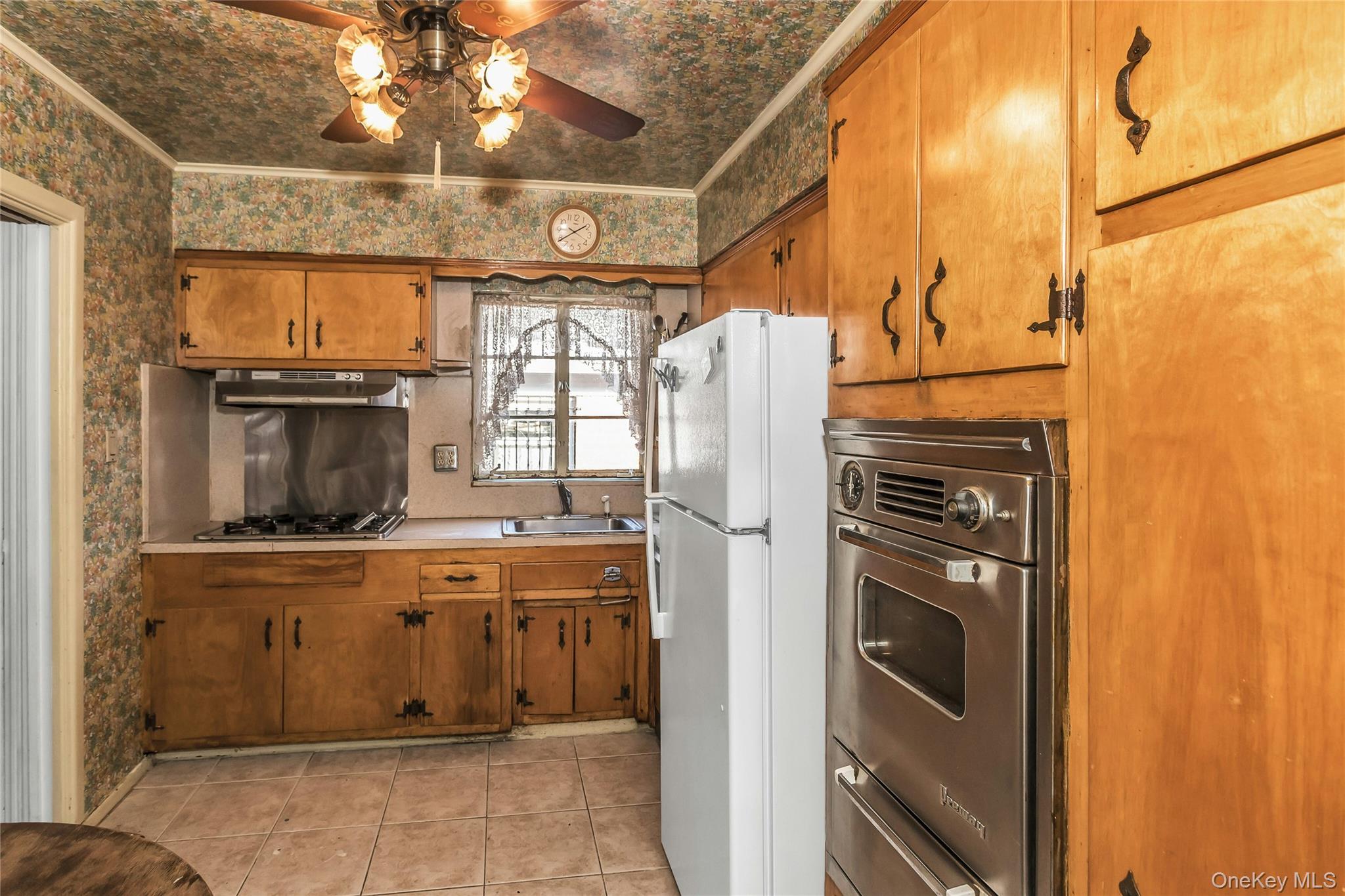 #11 photo, 20124 24th Avenue, Bayside , NY 11360