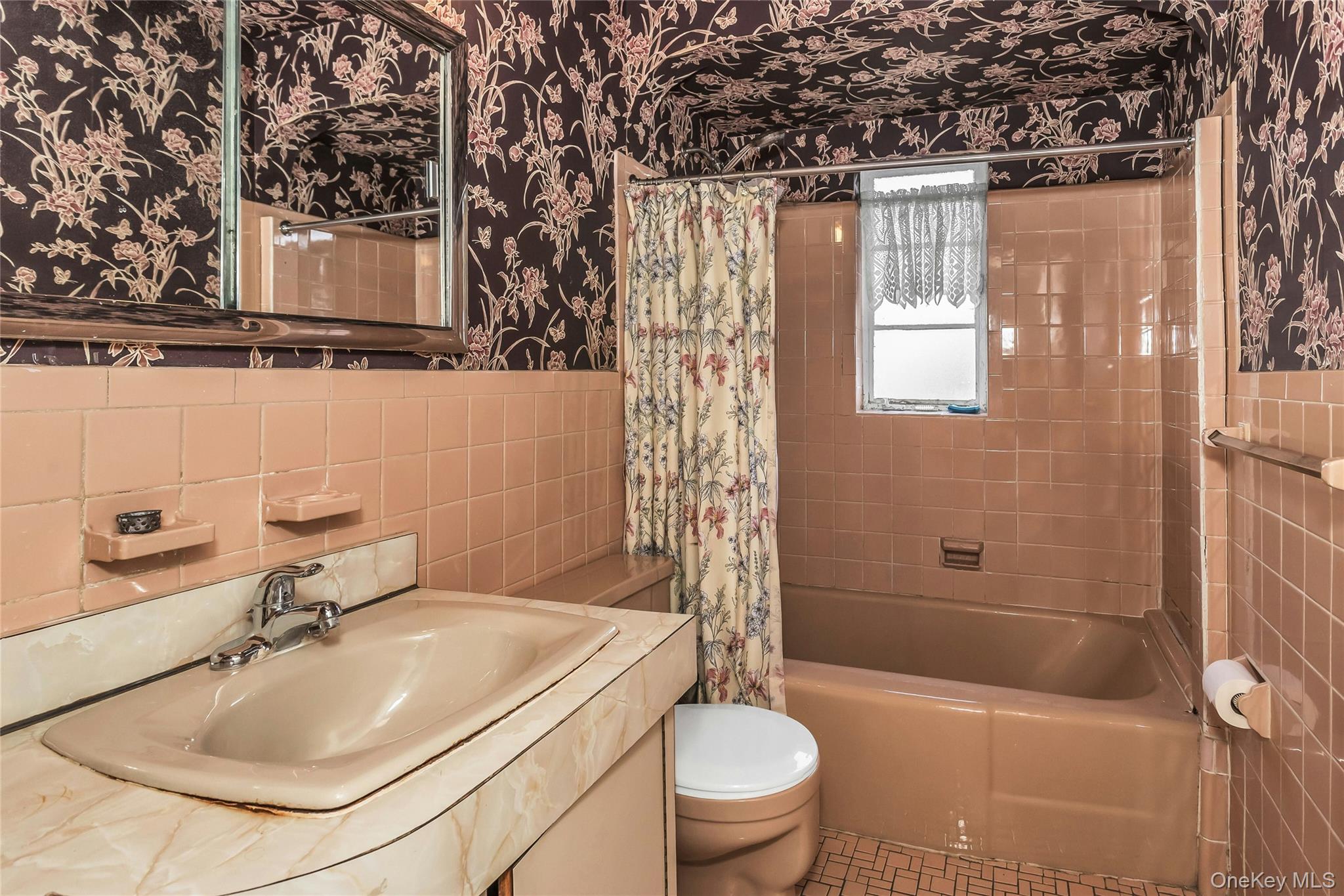 #17 photo, 20124 24th Avenue, Bayside , NY 11360