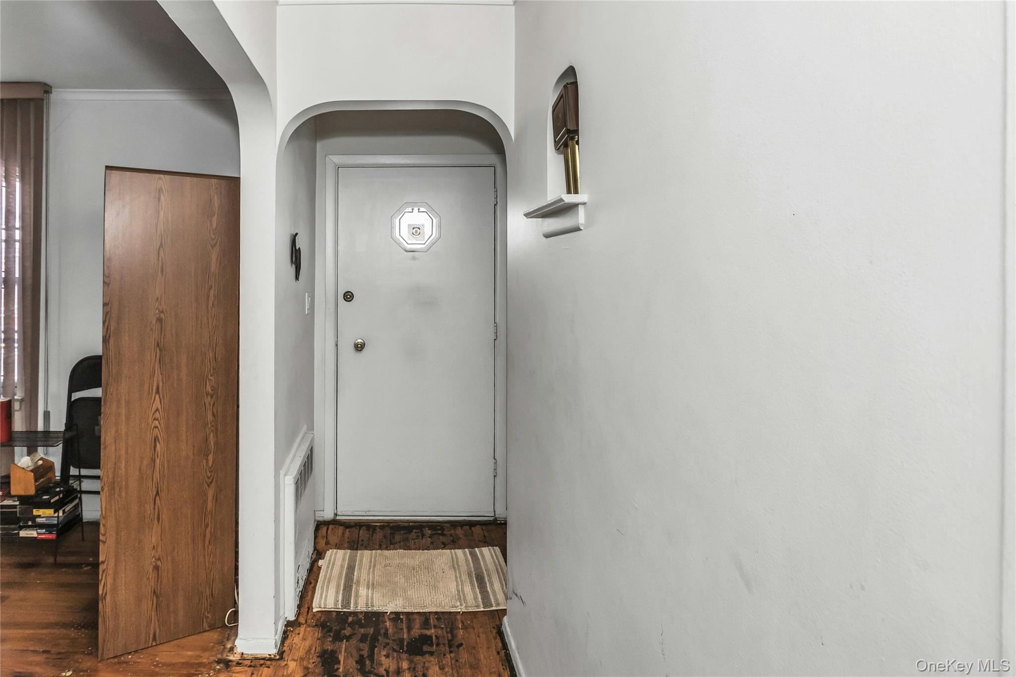 #3 photo, 20124 24th Avenue, Bayside , NY 11360