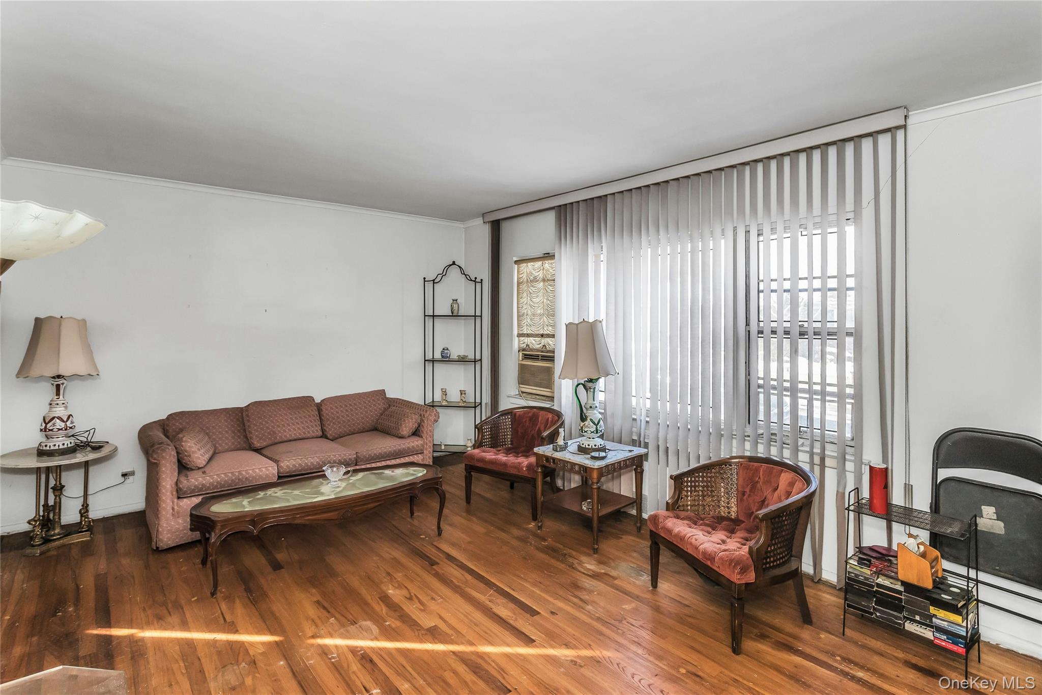 #6 photo, 20124 24th Avenue, Bayside , NY 11360