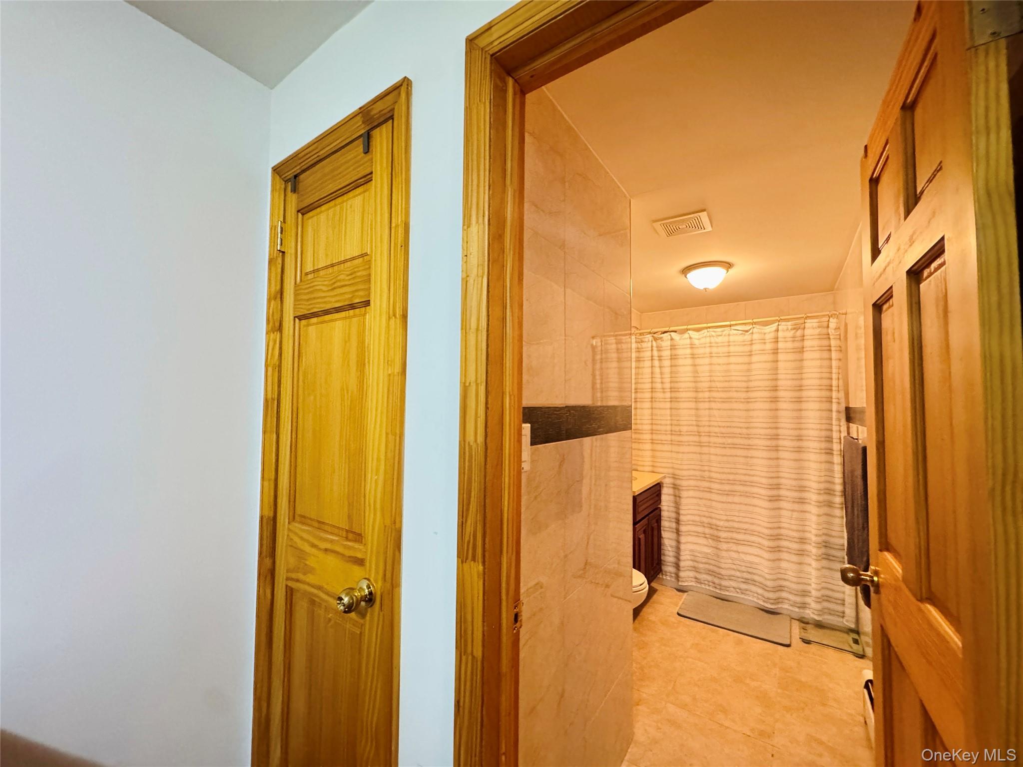 #11 photo, 3749 81st Street, Jackson Heights , NY 11372