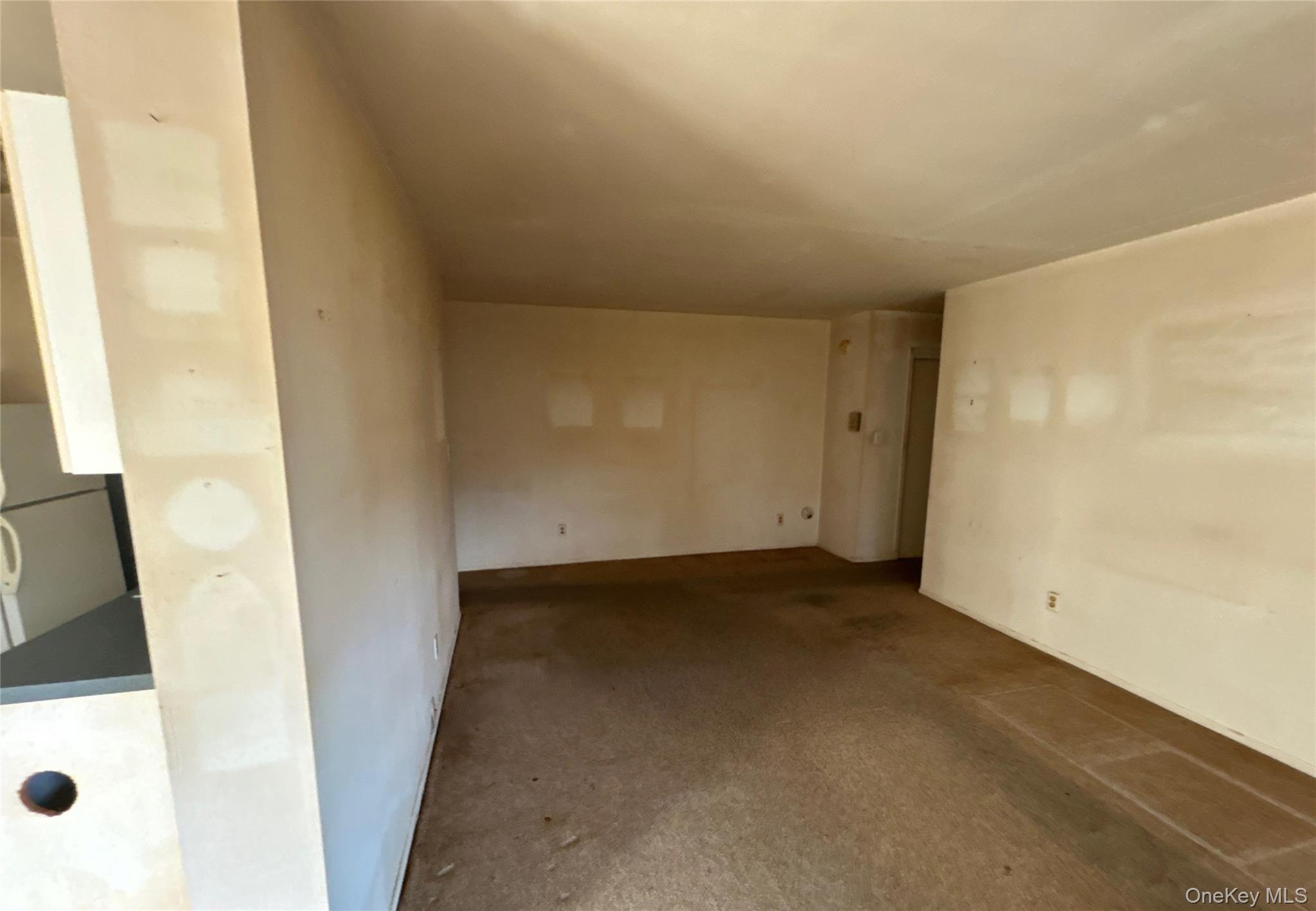 #6 photo, 2453 Union Boulevard, Islip , NY 11751