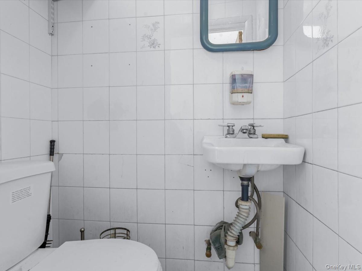 #10 photo, 107-01 Rockaway Boulevard, Ozone Park , NY 11417