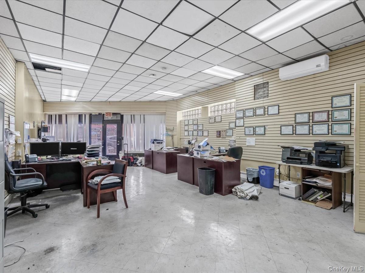 #6 photo, 107-01 Rockaway Boulevard, Ozone Park , NY 11417