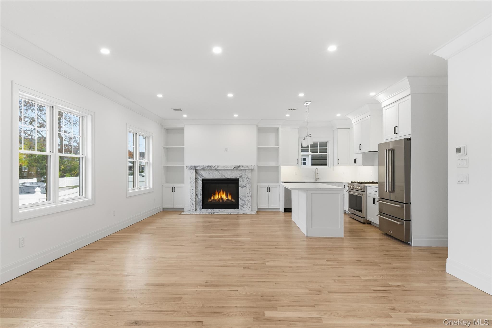 #4 photo, 42 Alice Court, 長島 East Rockaway , NY 11518