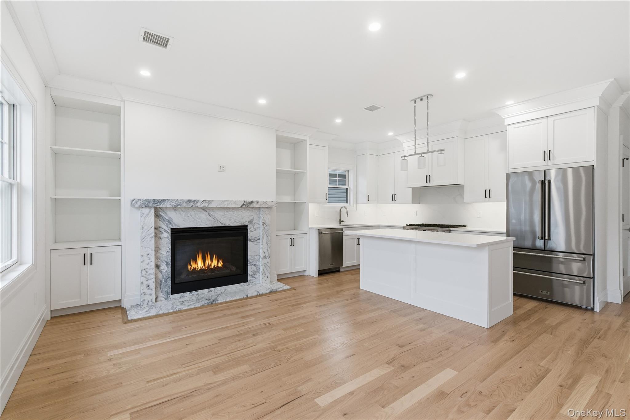 #5 photo, 42 Alice Court, 長島 East Rockaway , NY 11518