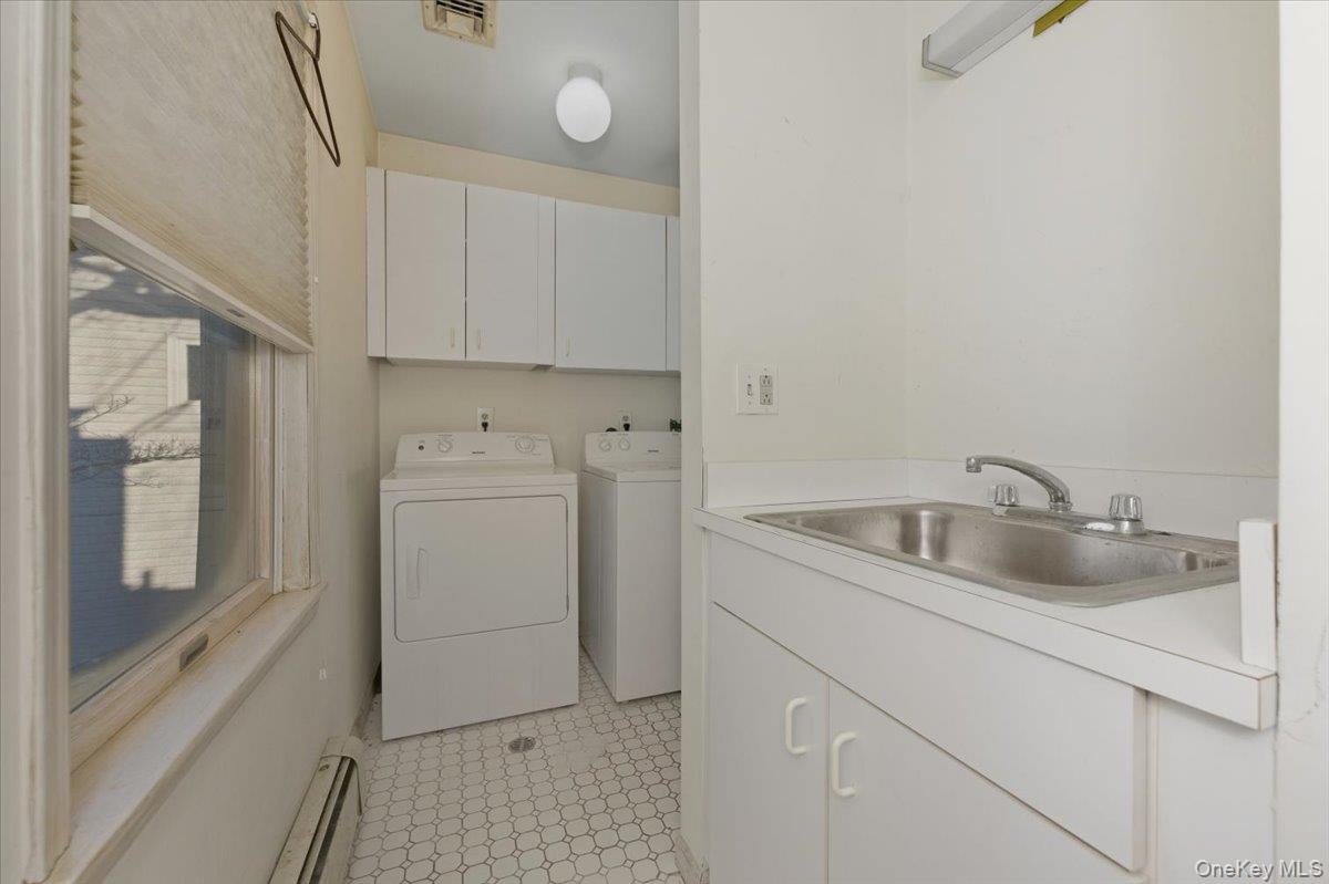 #11 photo, 467 W Broadway, Cedarhurst , NY 11516