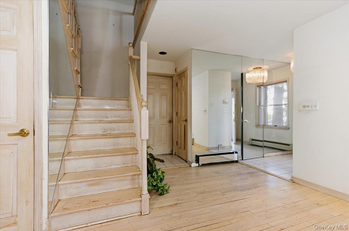 #3 photo, 467 W Broadway, Cedarhurst , NY 11516