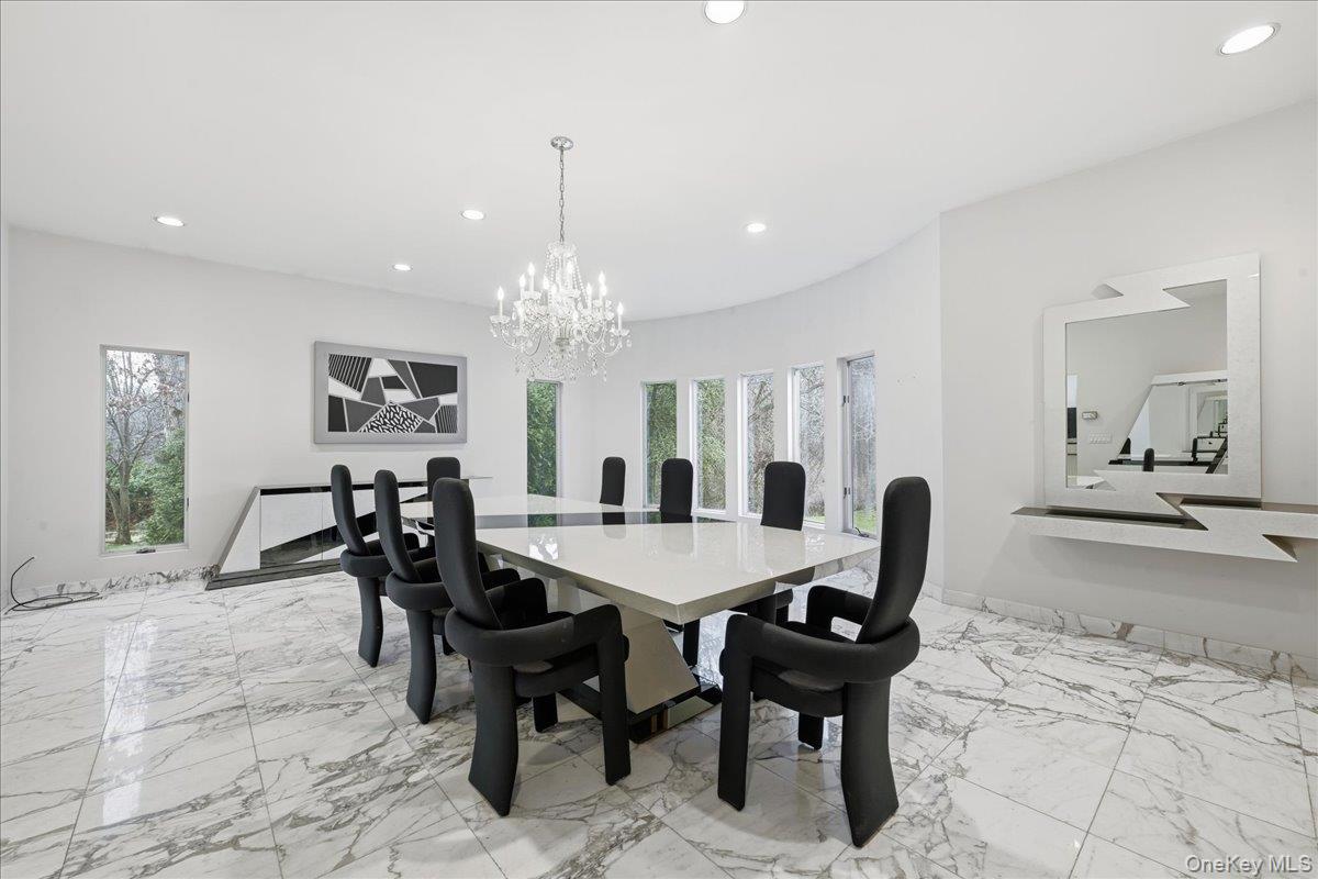 #13 photo, 1 Private Lane, Old Brookville , NY 11545