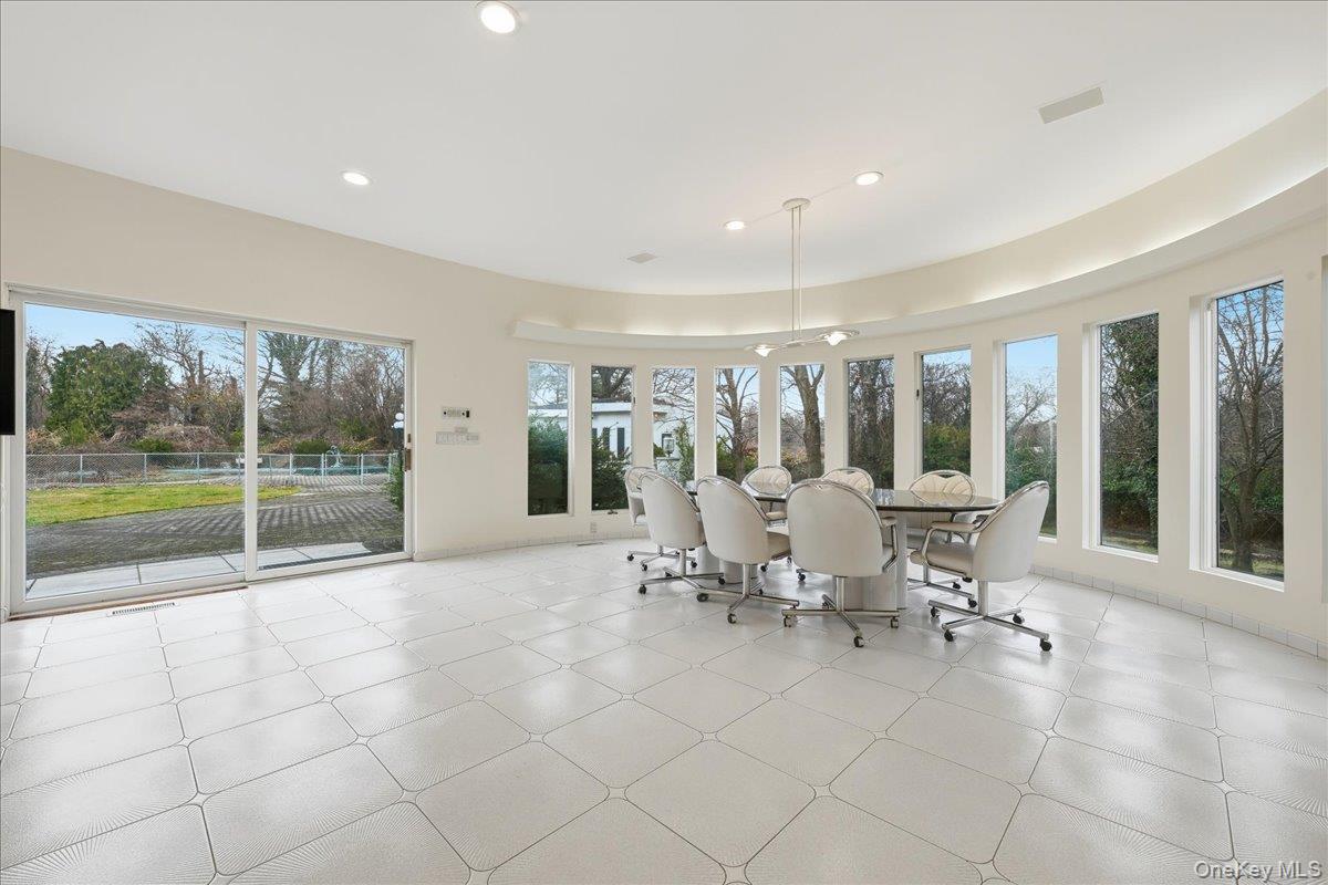 #16 photo, 1 Private Lane, Old Brookville , NY 11545