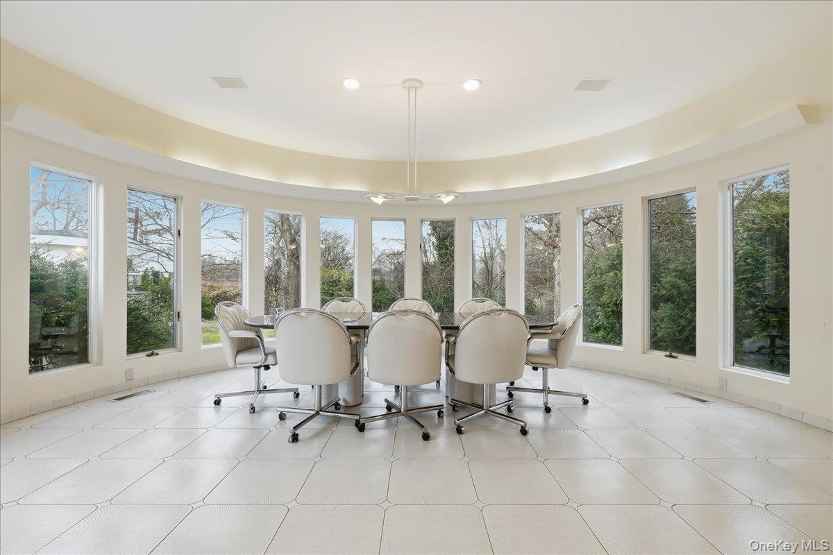 #17 photo, 1 Private Lane, Old Brookville , NY 11545