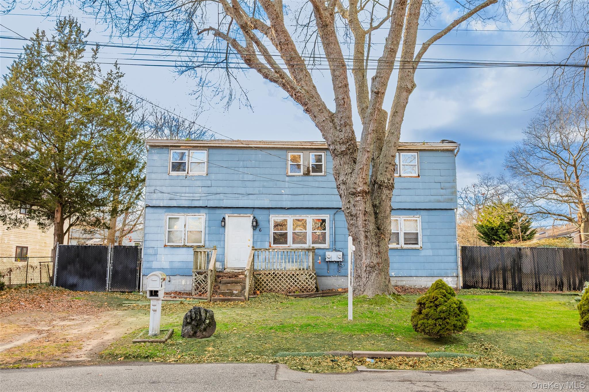 #1 photo, 6 Sportsman Court, Shirley , NY 11967