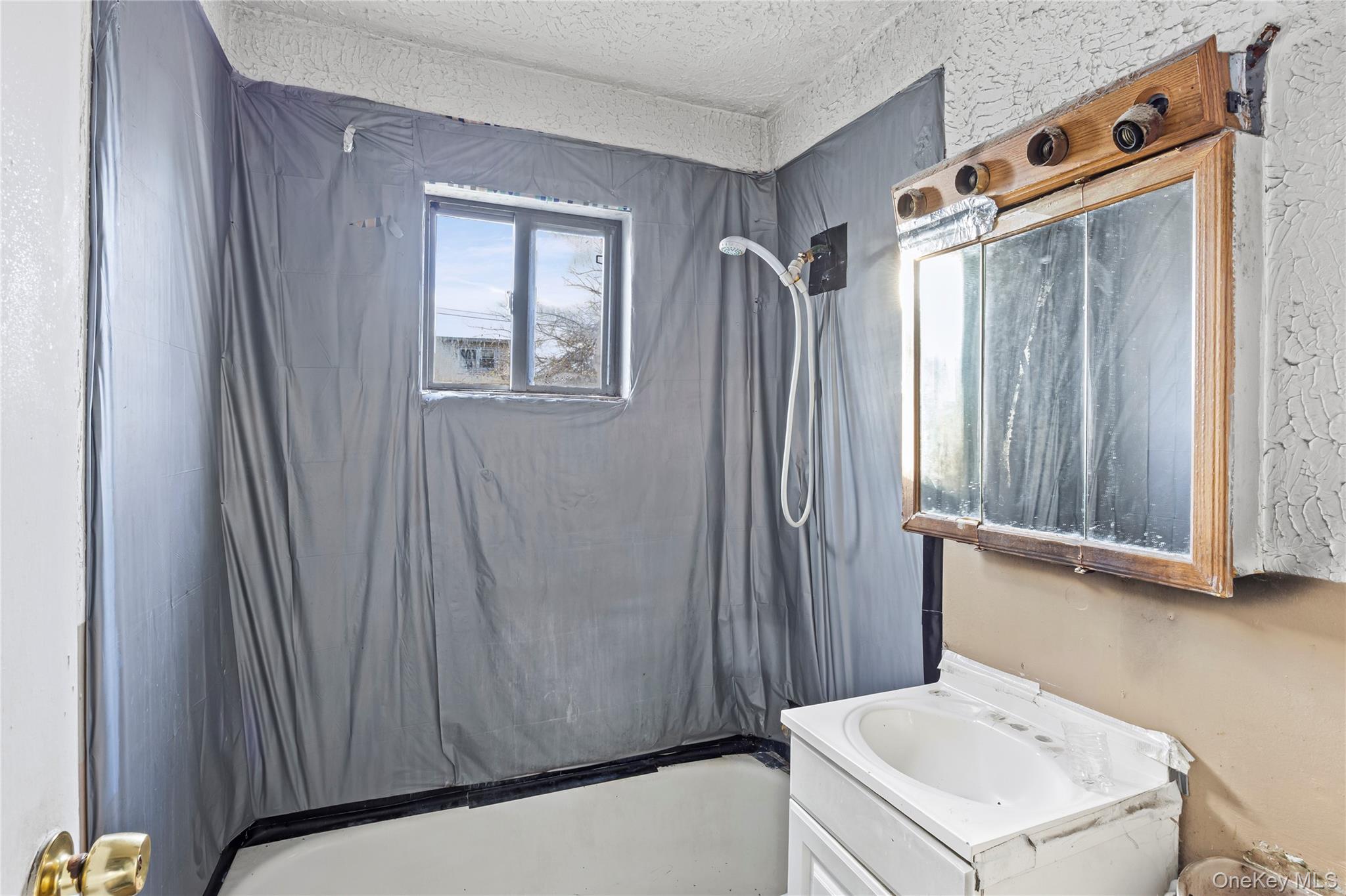 #12 photo, 6 Sportsman Court, Shirley , NY 11967