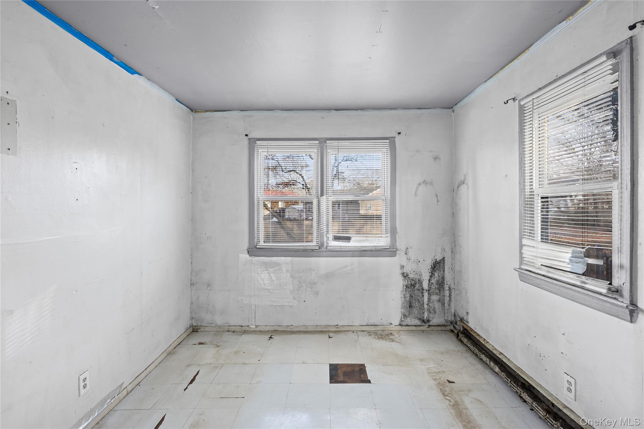 #13 photo, 6 Sportsman Court, Shirley , NY 11967