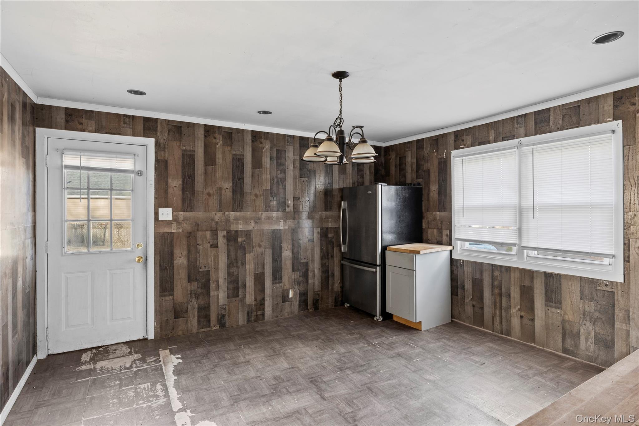 #7 photo, 6 Sportsman Court, Shirley , NY 11967