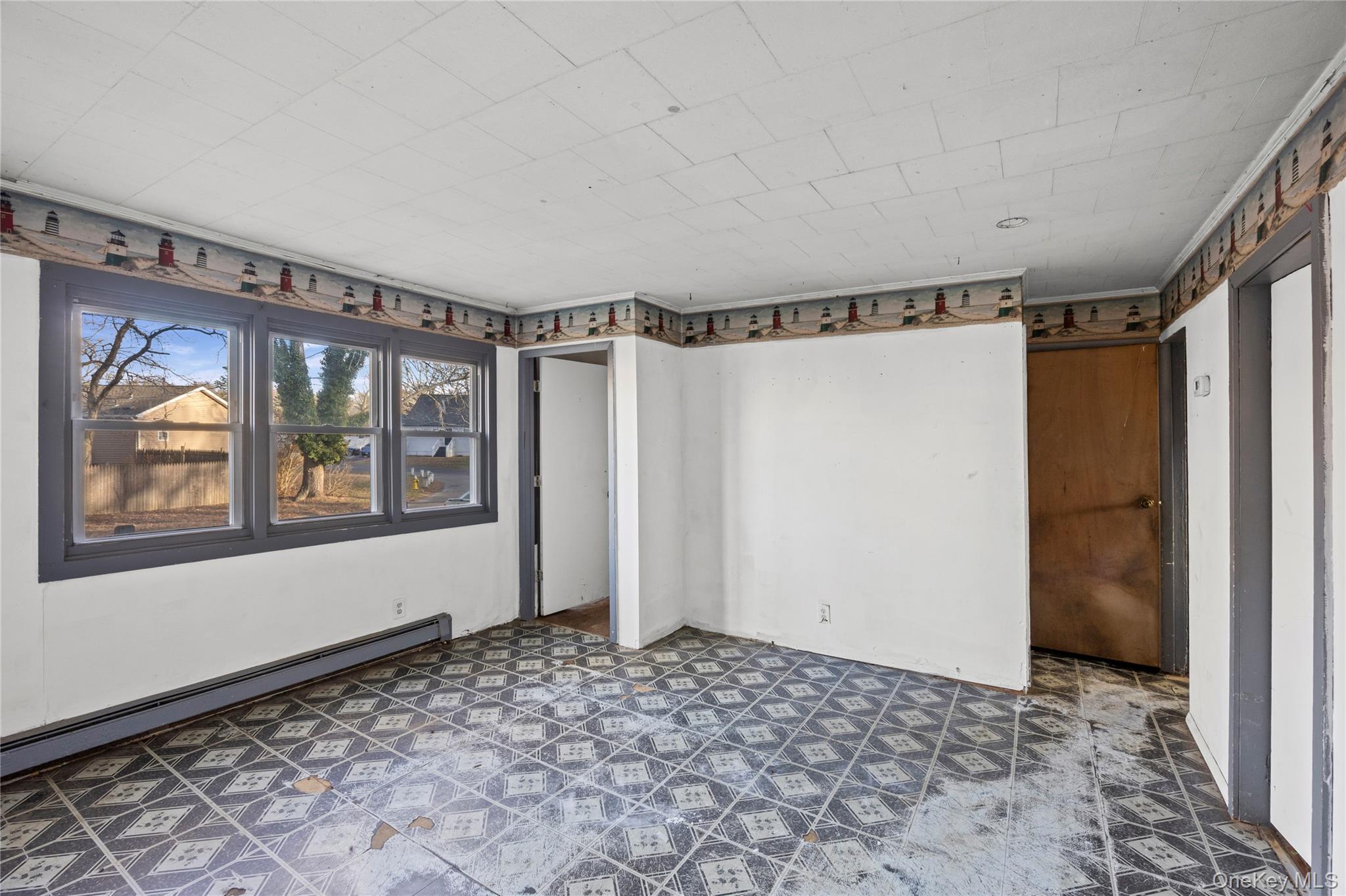 #9 photo, 6 Sportsman Court, Shirley , NY 11967