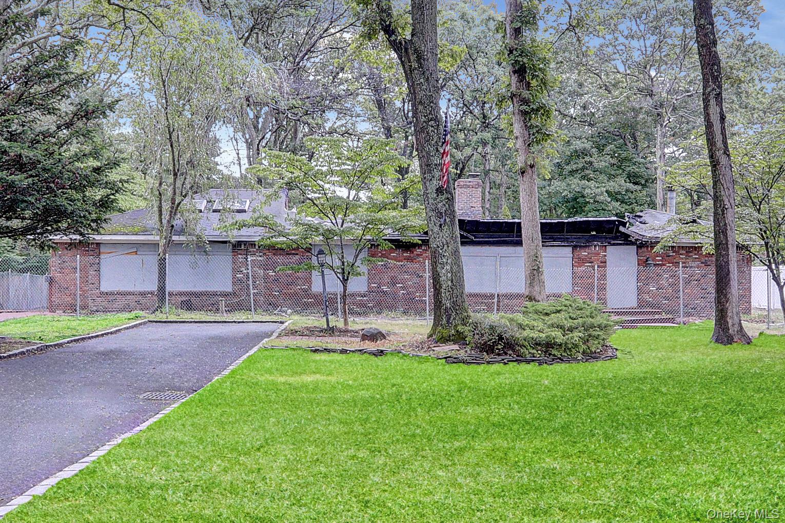 #3 photo, 53 Chestnut Street, Mount Sinai , NY 11766