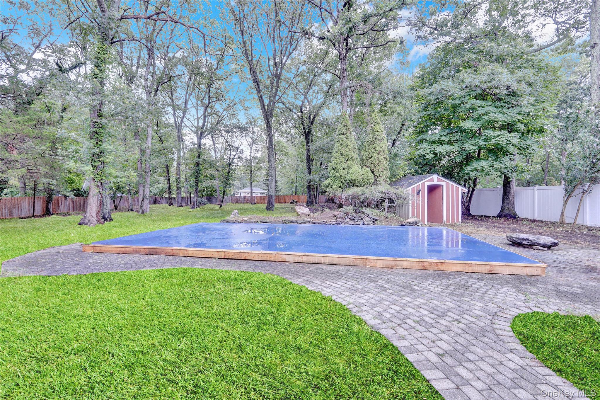 #8 photo, 53 Chestnut Street, Mount Sinai , NY 11766