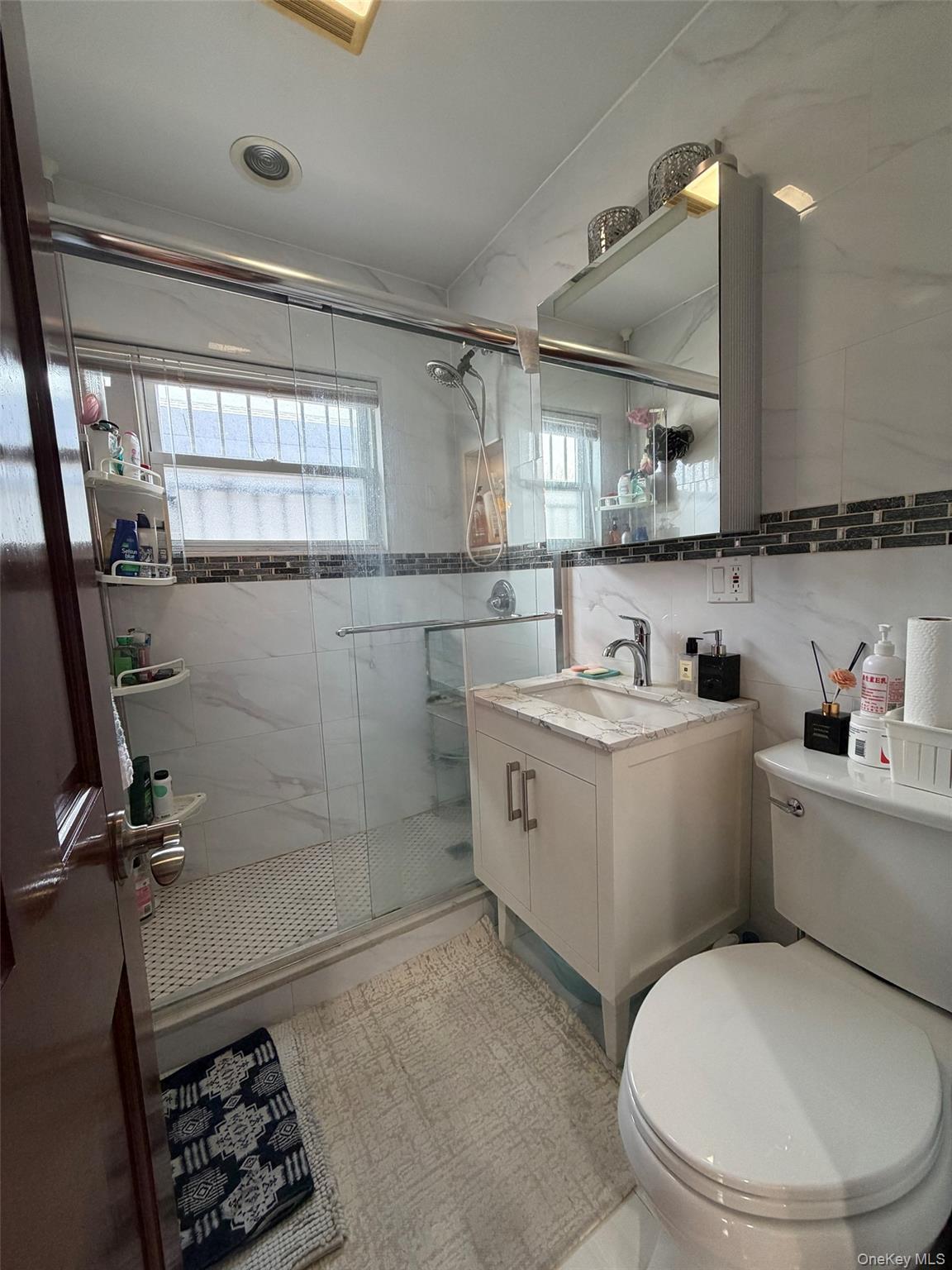 #11 photo, 175-28 Underhill Avenue, Fresh Meadows , NY 11365