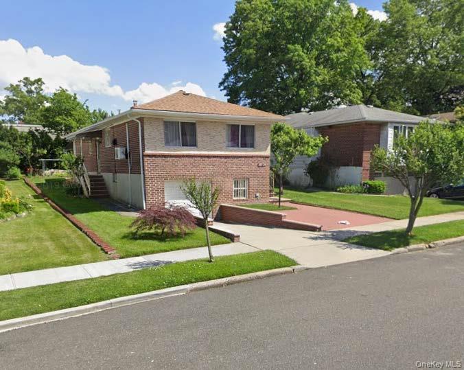 #1 photo, 207-24 28th Avenue, Bayside , NY 11360