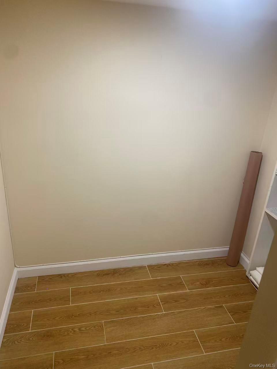 #9 photo, 207-24 28th Avenue, Bayside , NY 11360