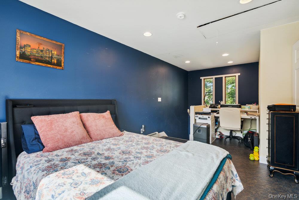 #12 photo, 17 Sterling Drive, Lake Grove , NY 11755