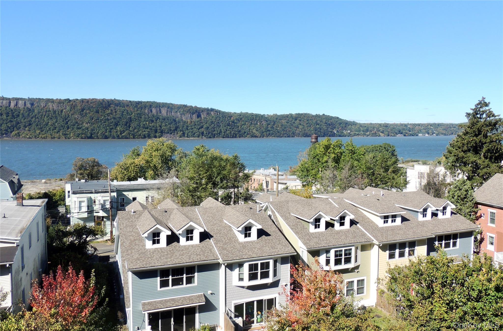 #5 photo, 15 William Street, Hastings-on-Hudson , NY 10706