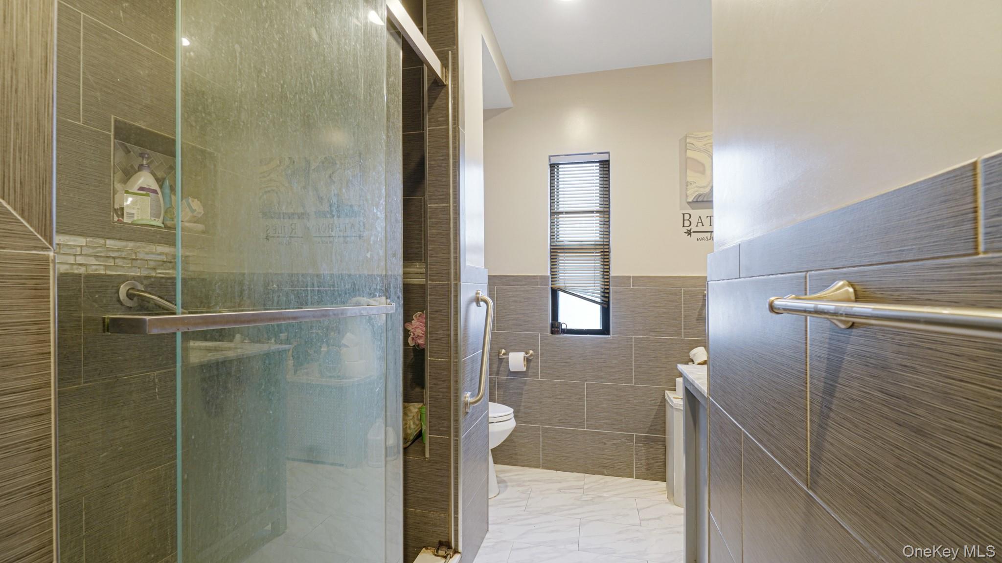 #15 photo, 2521 Yates Avenue, Bronx , NY 10469