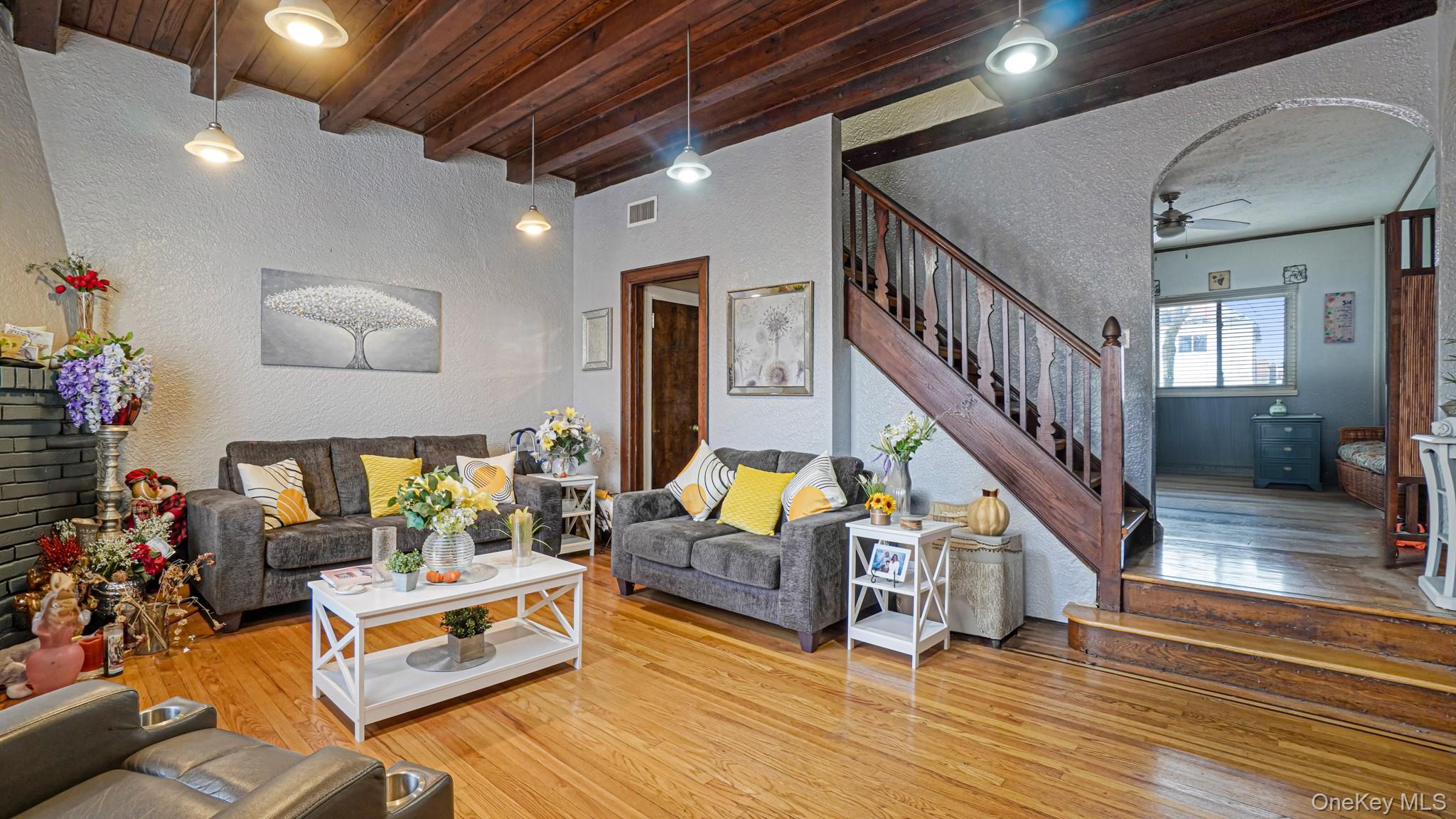 #3 photo, 2521 Yates Avenue, Bronx , NY 10469