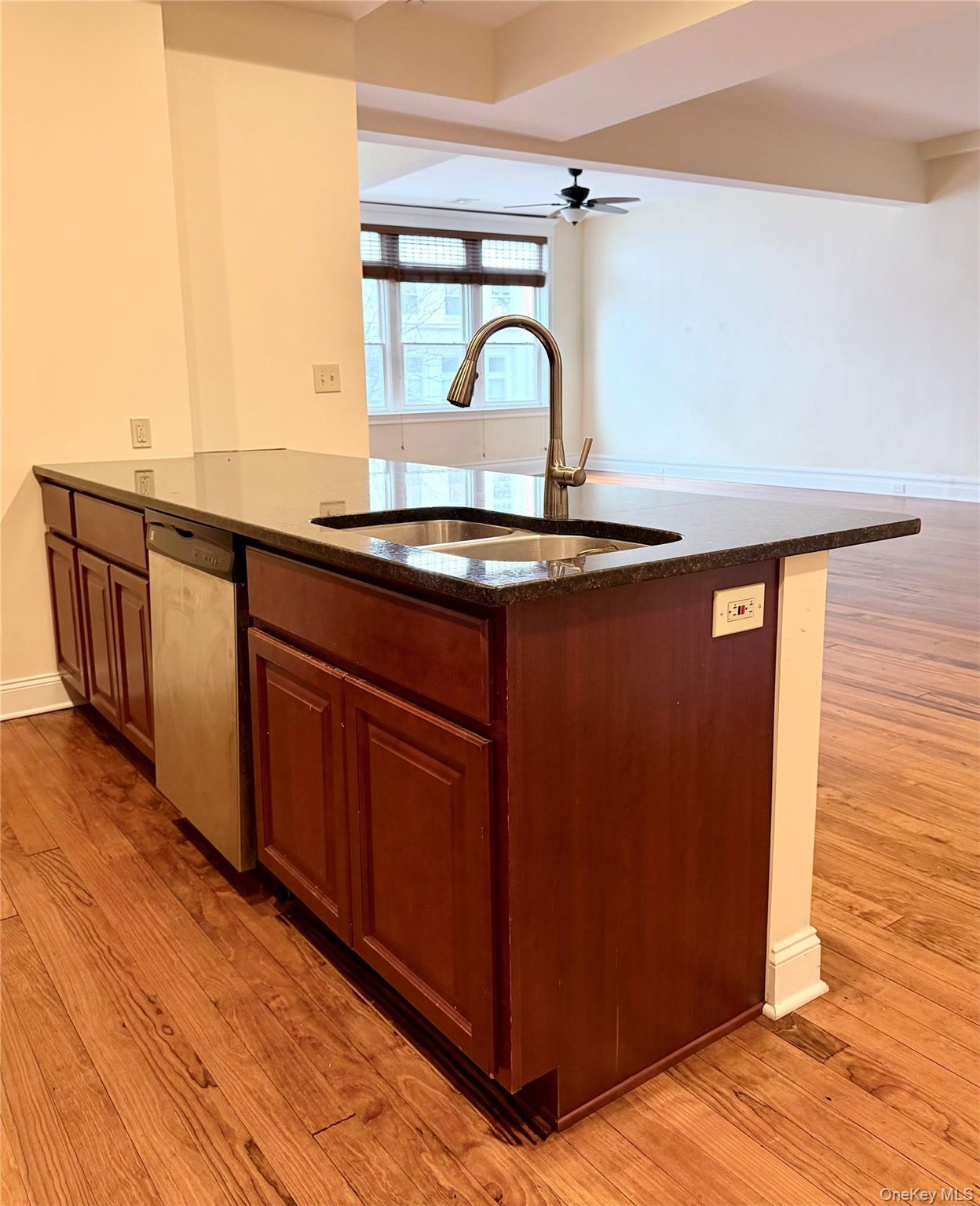 #10 photo, 337 Main Street, Poughkeepsie , NY 12601