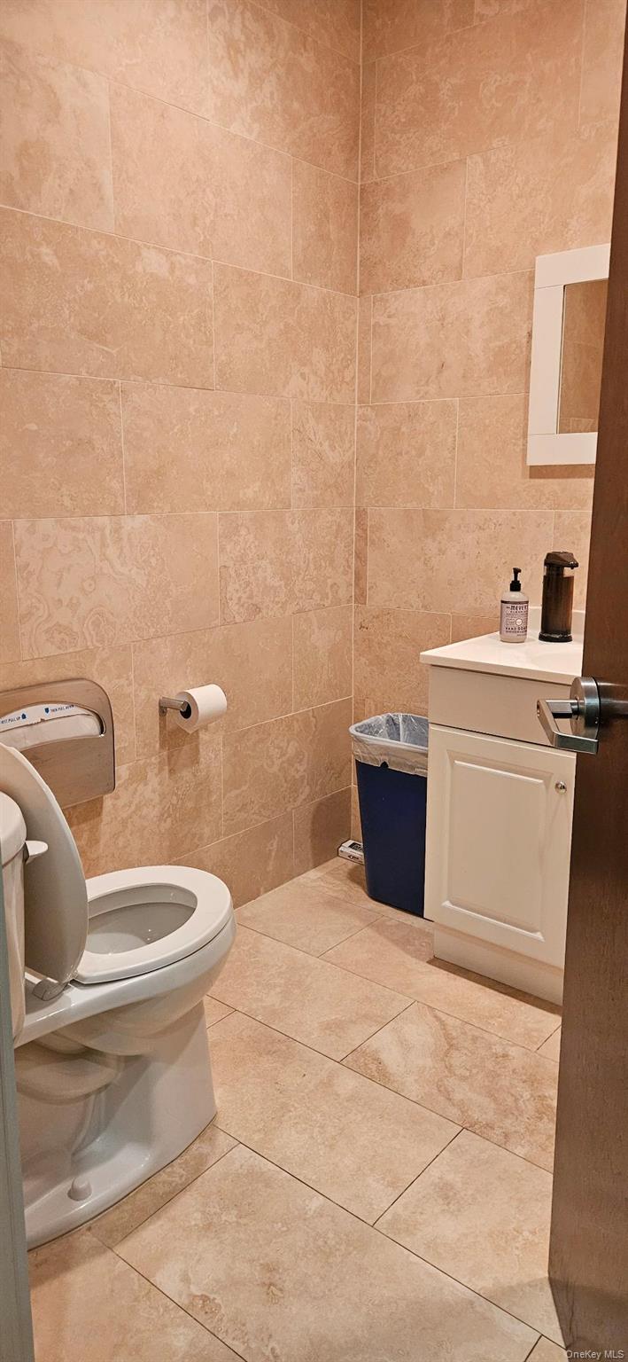 #3 photo, 415 Spook Rock Road, 纽约州 Airmont , NY 10901