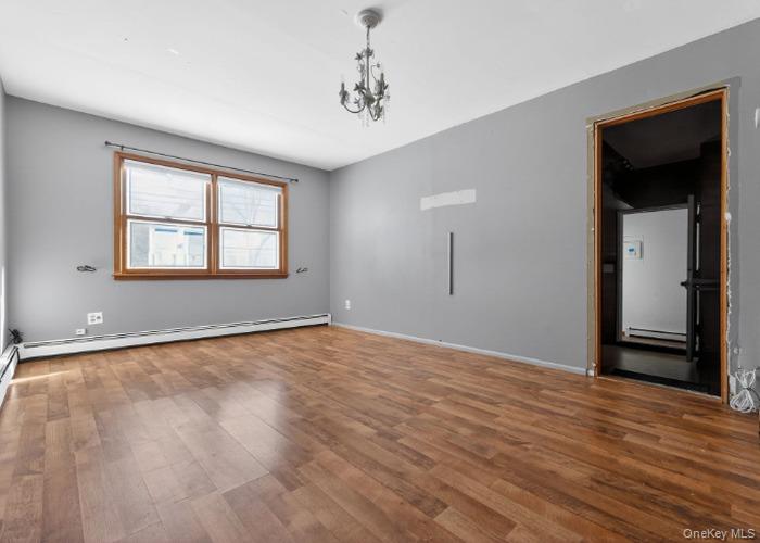 #20 photo, 94 JOLINE Avenue, Staten Island , NY 10307