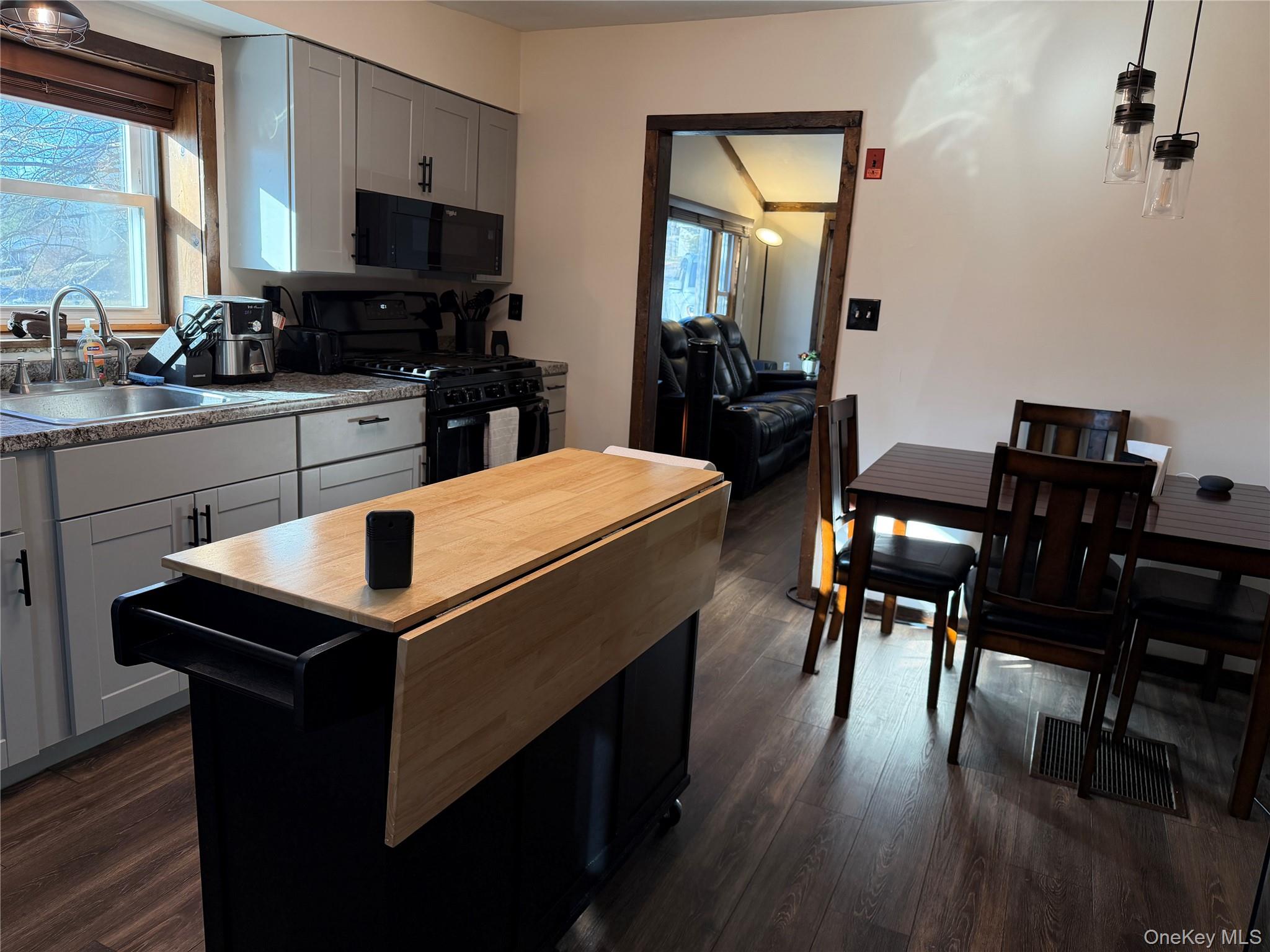 #8 photo, 302 Lake Road, Salisbury Mills , NY 12577