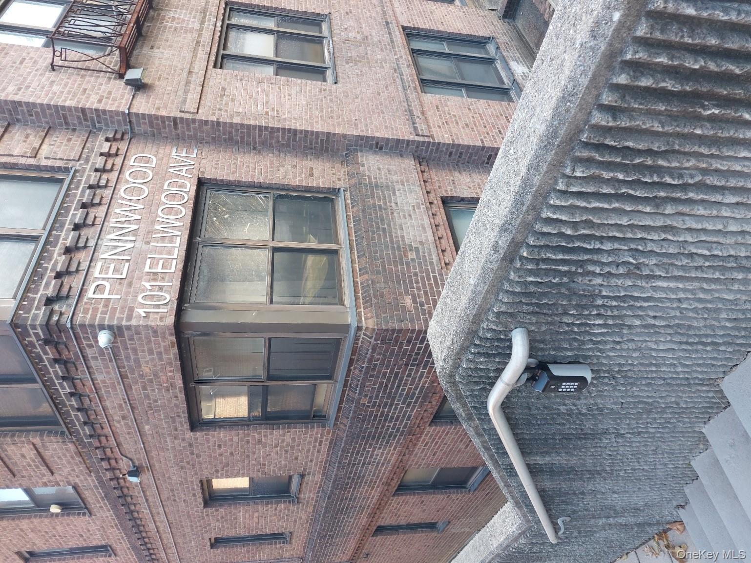 #3 photo, 101 Ellwood Avenue, 紐約州 Mount Vernon , NY 10552