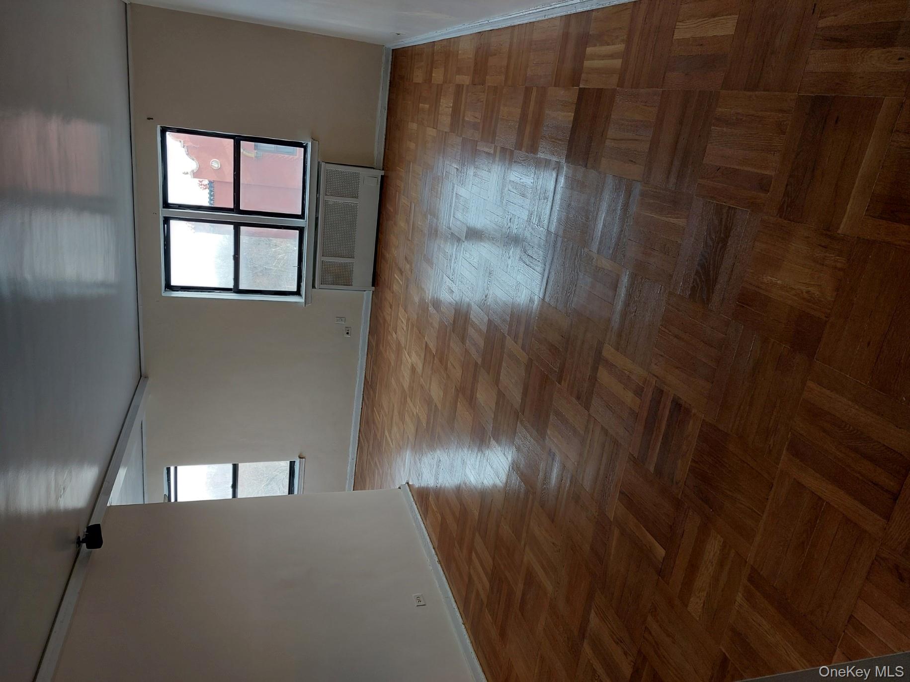 #4 photo, 101 Ellwood Avenue, 紐約州 Mount Vernon , NY 10552