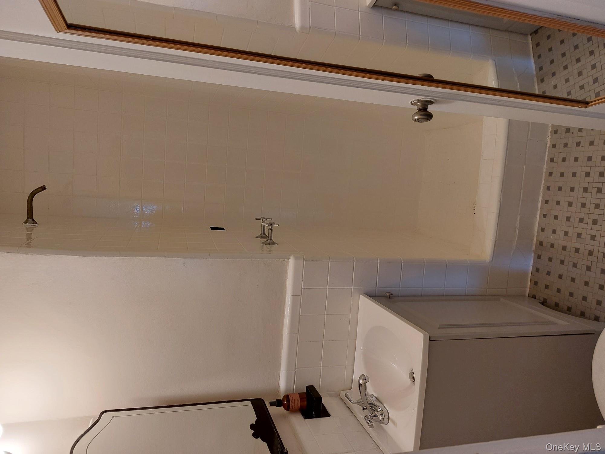 #9 photo, 101 Ellwood Avenue, 紐約州 Mount Vernon , NY 10552