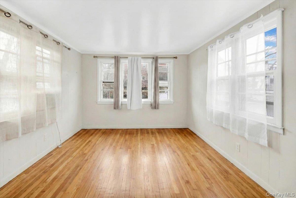 #9 photo, 239 Brinsmade Avenue, Bronx , NY 10465