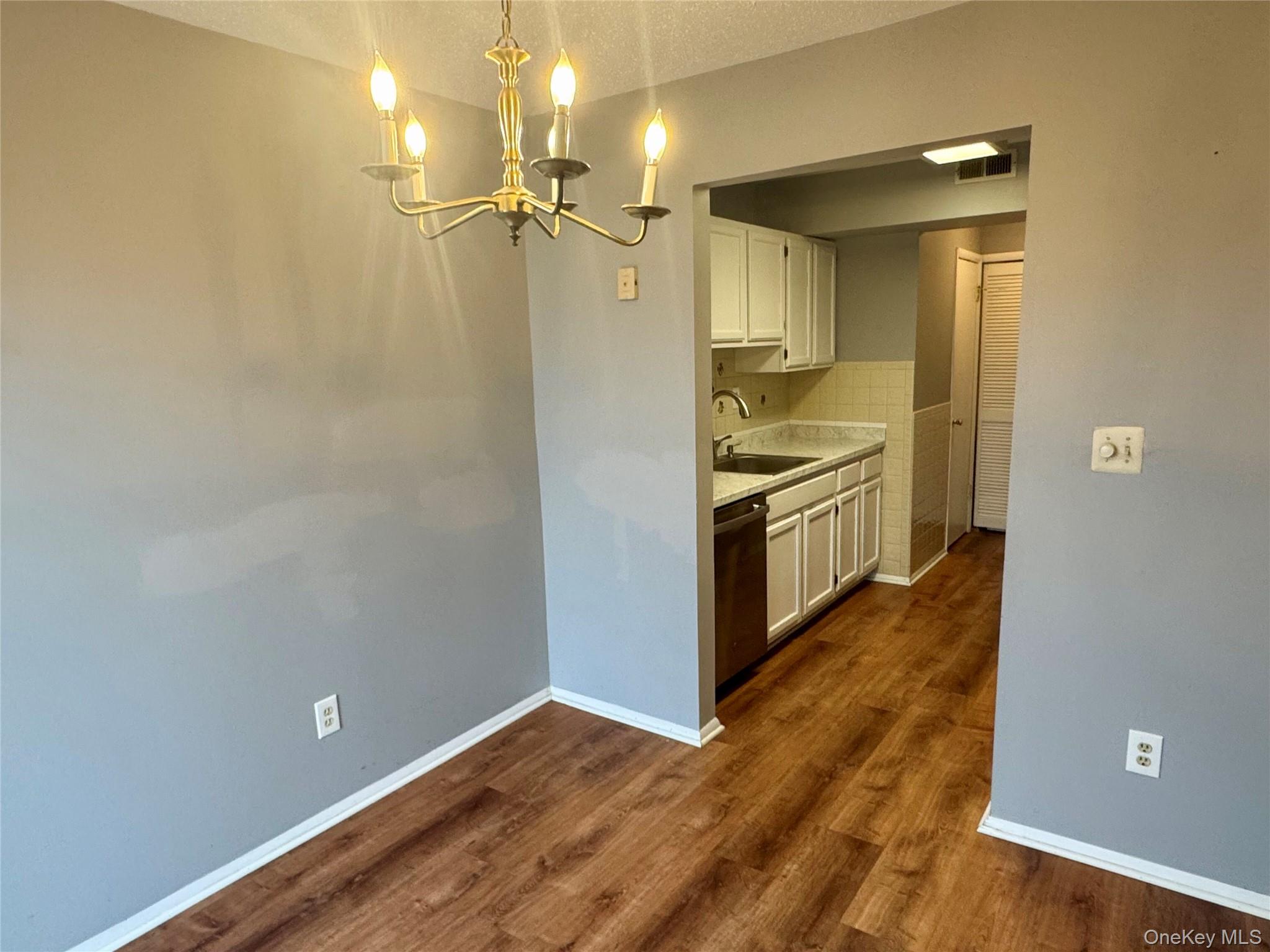 #8 photo, 3917 Whispering Hills, Chester , NY 10918