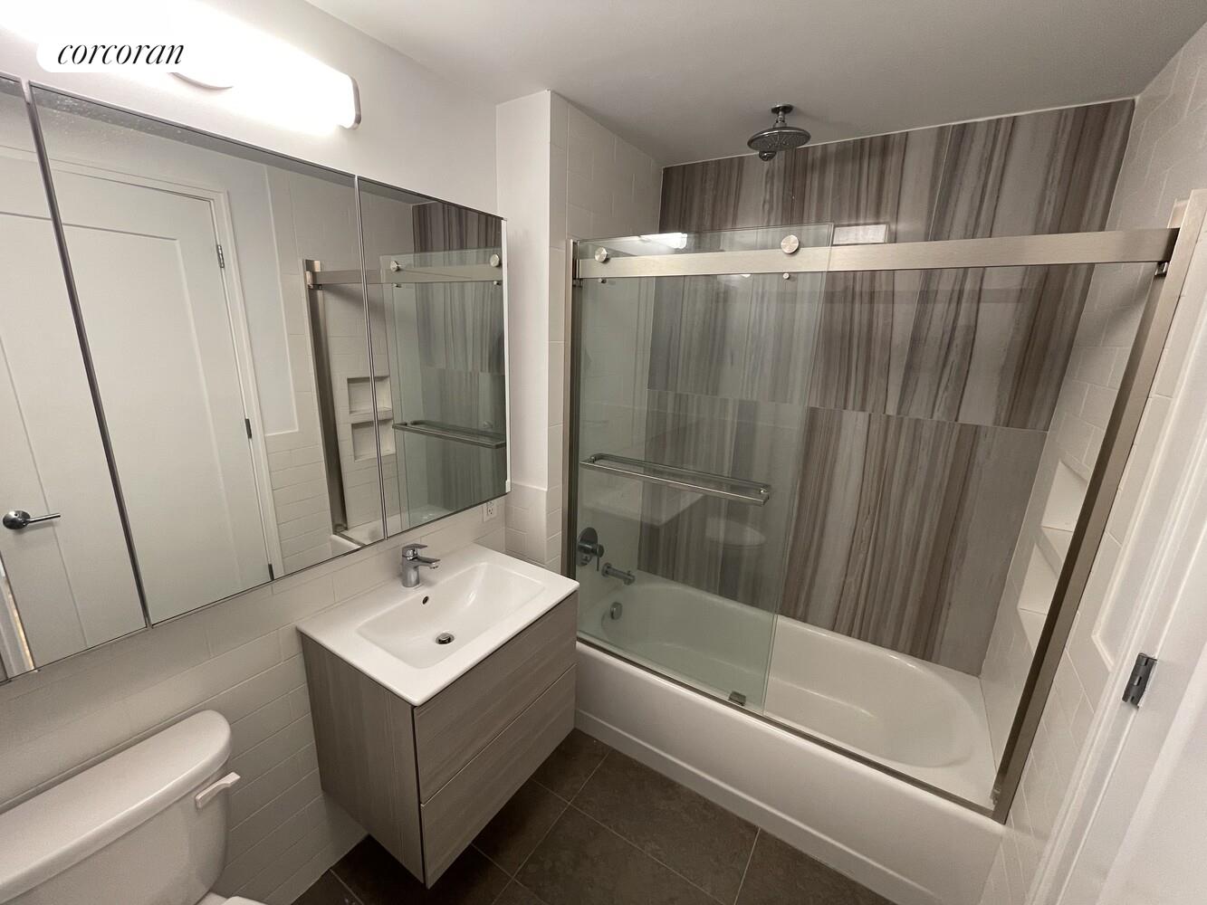 #7 photo, Brooklyn, East Williamsburg , NY 11211