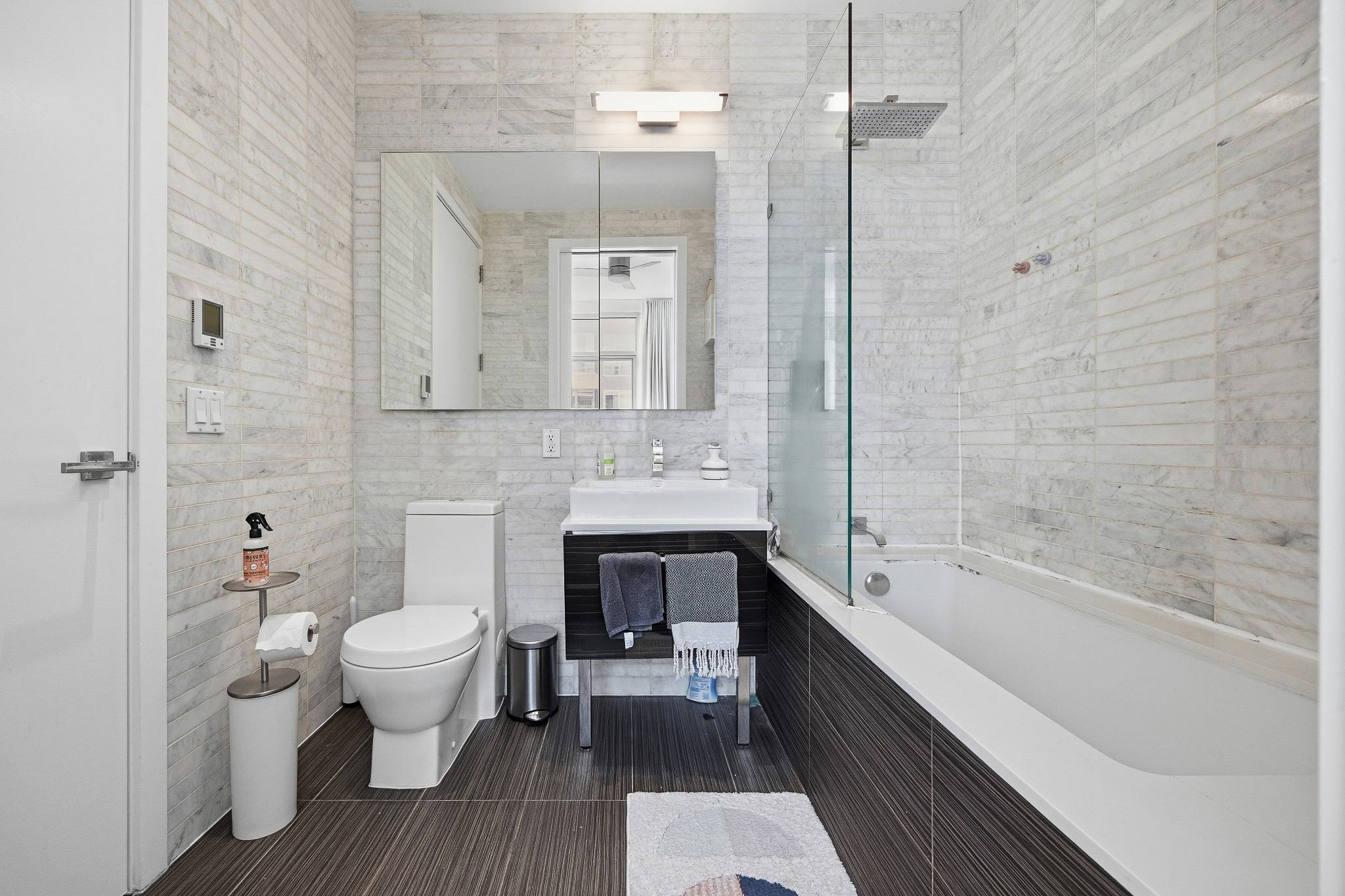 #6 photo, 162 N 12th Street, Williamsburg , NY 11249-1752