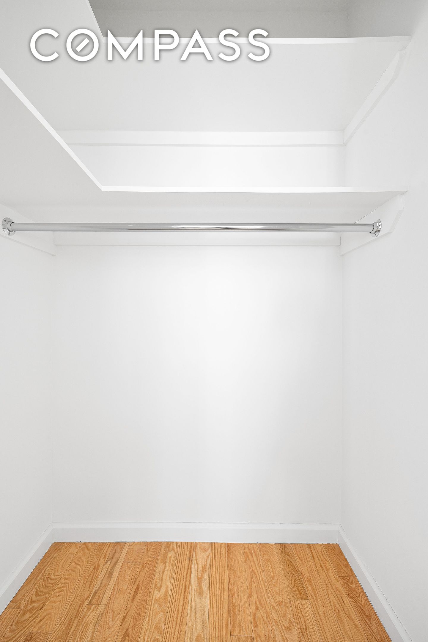 #8 photo, 60 E 8th Street, Greenwich Village , NY 10003